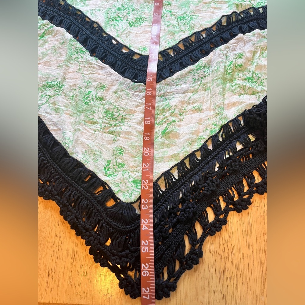 Crochet Tunic Beach Cover-up floral Design & Black Made in Mexico M Unbranded - Picture 5 of 6